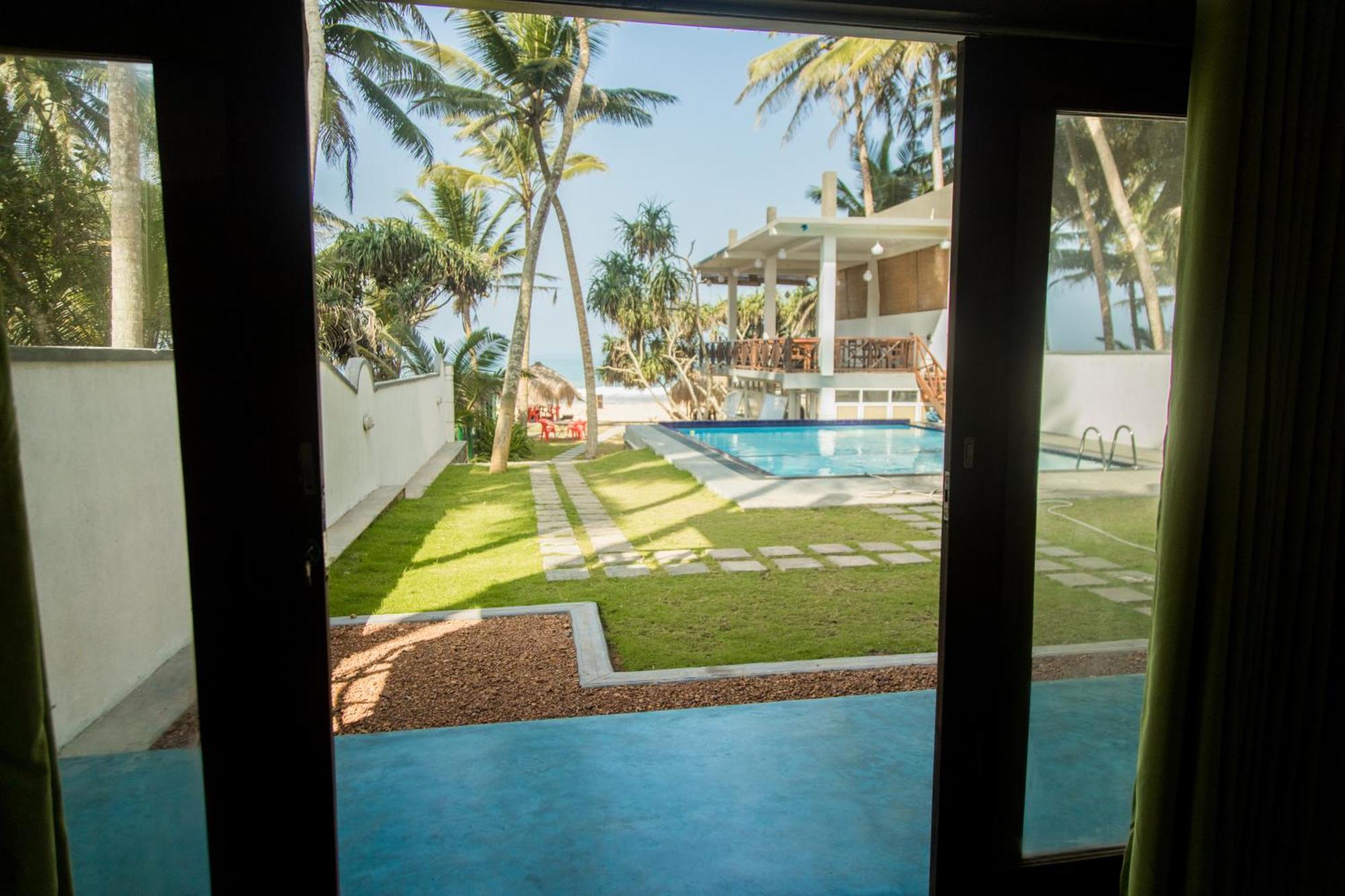 Sea Trails Bentota Hotel Exterior foto